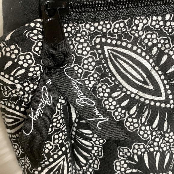 VERA BRADLEY TOTE BAG - Picture 2 of 10